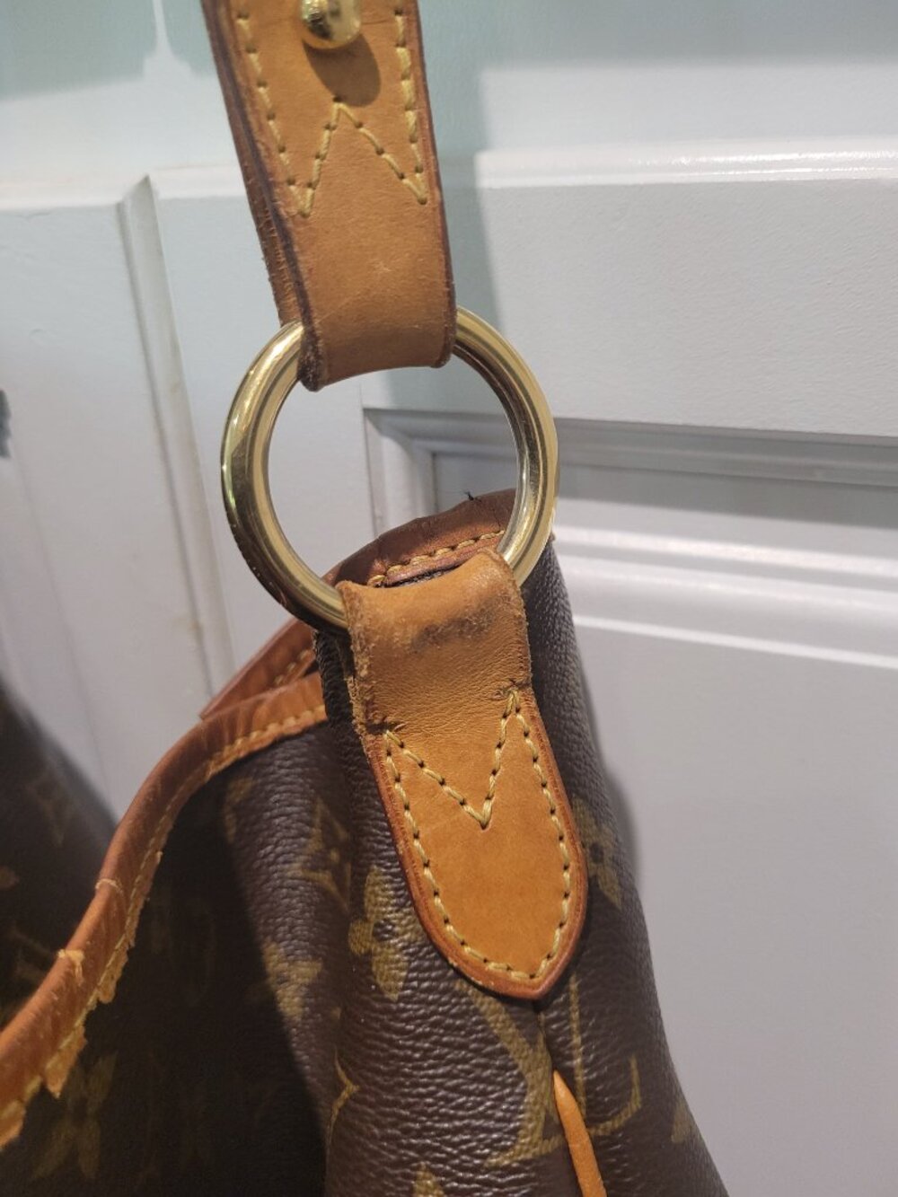 Louis Vuitton Shoulder Bag - Picture 7 of 14